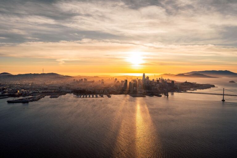 San Francisco: Airplane Sunset Bay Tour