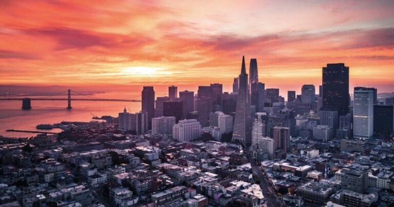 San Francisco: City Sunset Tour by Vintage Sidecar