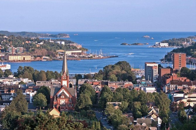 Sandefjord Private Transfer From Sandefjord City Centre to Sandefjord Airport