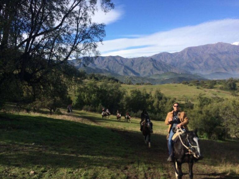 Santiago: Half-Day Private Andean Foothills Horseback Riding