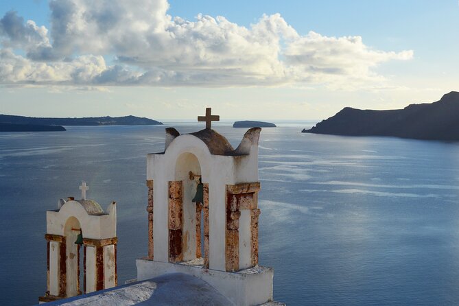 Santorini Firostefani & Oia Blue Domes: 3-4 Hours Private Tour
