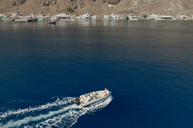 Santorini Rent a Boat – License Free