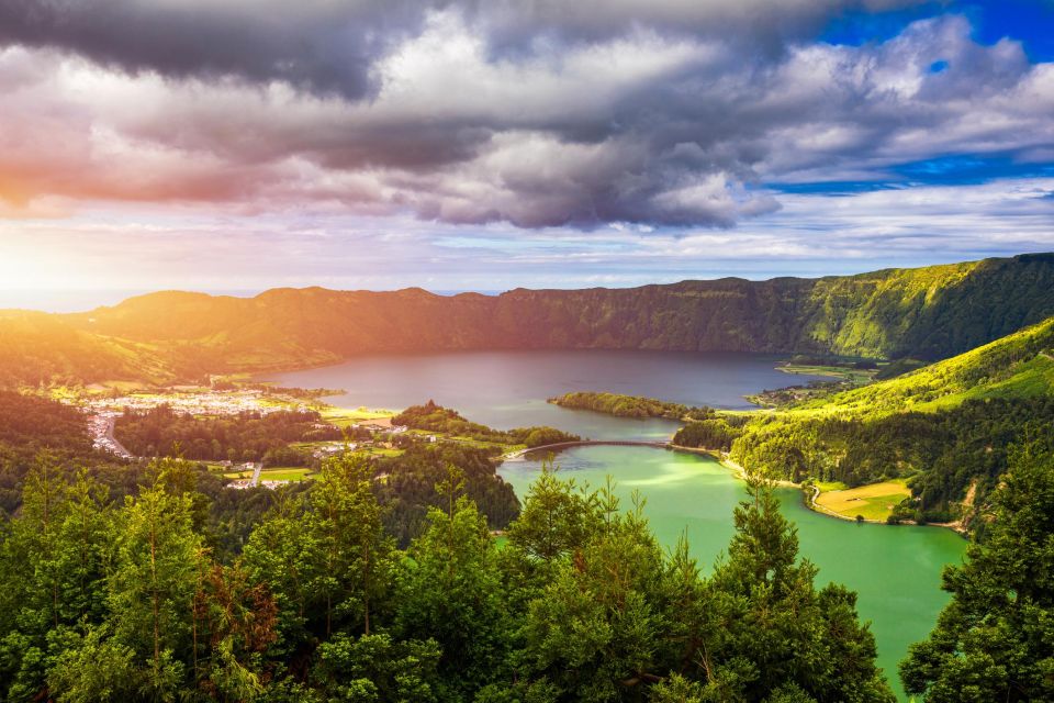 1 sao miguel 2 day island highlights tour including lunches São Miguel: 2-Day Island Highlights Tour Including Lunches