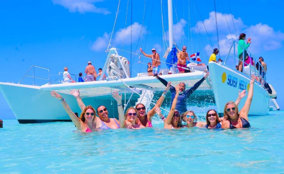 1 saona island natural pool catamaran cruise with lunch Saona Island: Natural Pool & Catamaran Cruise With Lunch