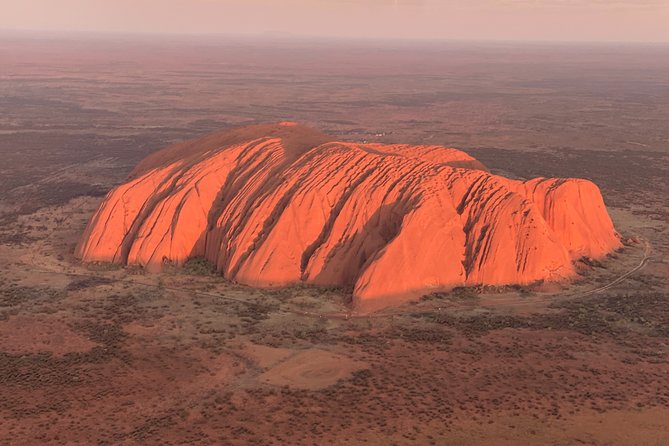 Scenic Plane Flight: Uluru & Kata Tjuta