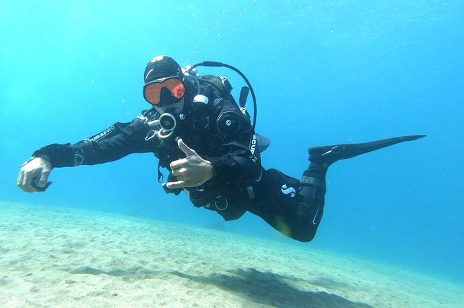 Scuba Diving in Lanzarote (For Certified Divers Only)