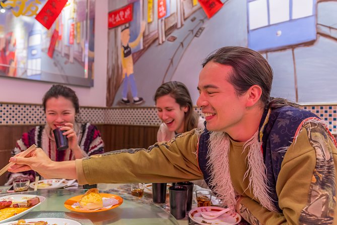 Shanghai by Night: 3-Hour Private Evening Food Tour, Incl Drinks