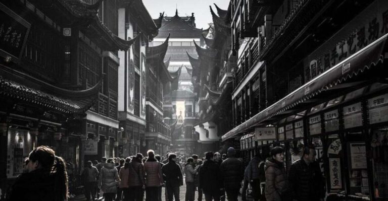 Shanghai : Must-See Private Walking Tour