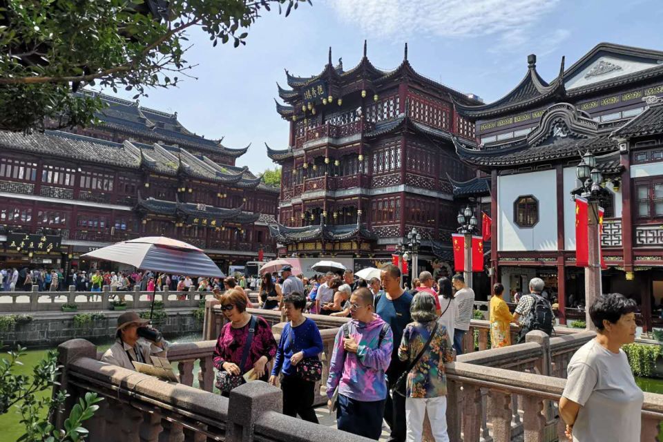 1 shanghai yu garden and city god temple walking tour Shanghai: Yu Garden and City God Temple Walking Tour