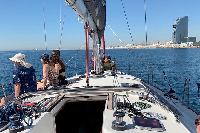Shared 2-Hour Sailing Tour With Cava in Barcelona