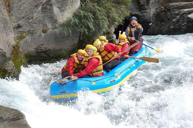 1 shotover river extreme jet boat ride in queenstown Shotover River Extreme Jet Boat Ride in Queenstown