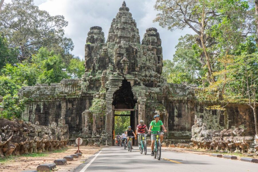 Siem Reap: 3-Day Guided Cycle Tour With Angkor Wat and Lunch