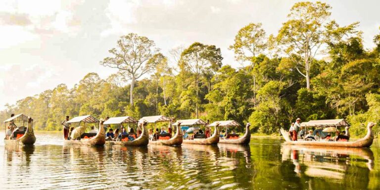 Siem Reap: Angkor Sunset Tour by Jeep With Boat Ride