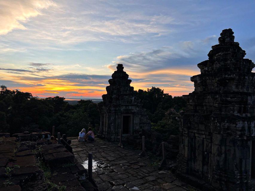 1 siem reap angkor wat small group day tour and sunset Siem Reap: Angkor Wat Small-Group Day Tour and Sunset