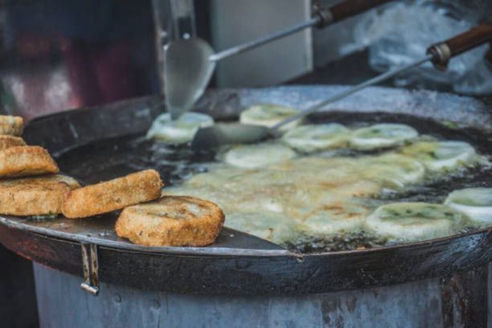 1 siem reap authentic food tour by local Siem Reap Authentic Food Tour By Local