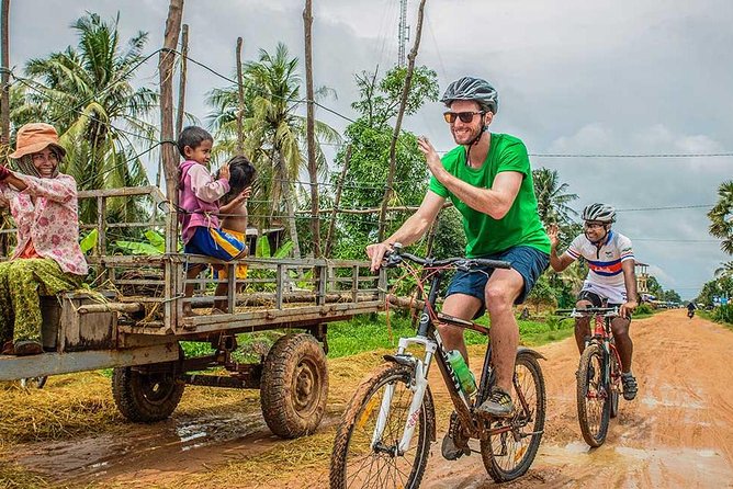 Siem Reap Countryside Guided Tour With E-Bike and Non E-Bike