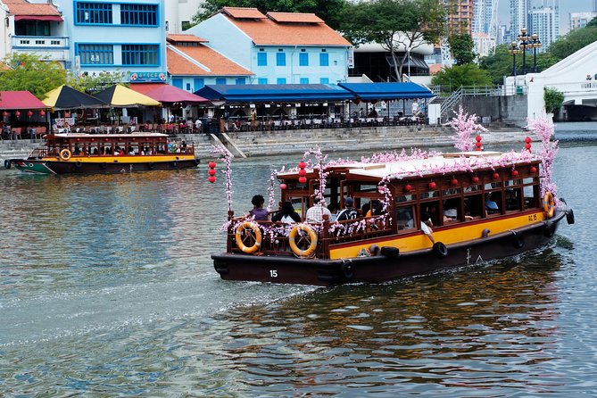 Singapore Group History & Culture Tour:River Cruise, Hawker Dinner & Tea Tasting