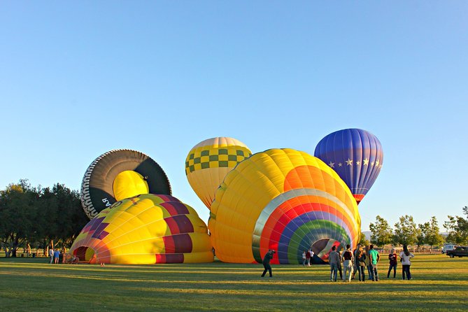 1 skyward at sunrise a premiere temecula balloon adventure Skyward at Sunrise: A Premiere Temecula Balloon Adventure