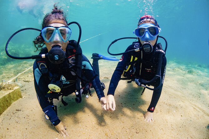 Small-Group Beginner Diving Experience in Barcelona (Mar )