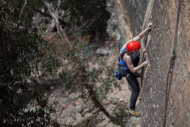 1 small group full day rock climbing adventure from katoomba Small-Group Full-Day Rock Climbing Adventure From Katoomba