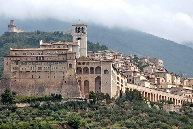 1 small group tour of assisi and st francis basilica Small Group Tour of Assisi and St. Francis Basilica