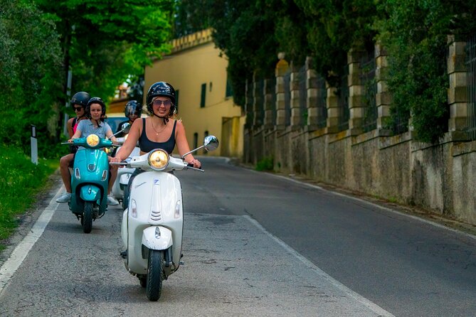 Small-Group Tuscany By Vespa