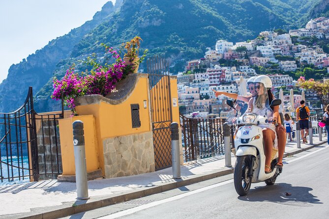 Sorrento Scooter Rental With Helmet and Unlimited Kilometers