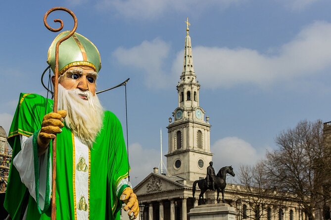 St. Patrick’S Day Parade With Grandstand View & Lunch in Dublin