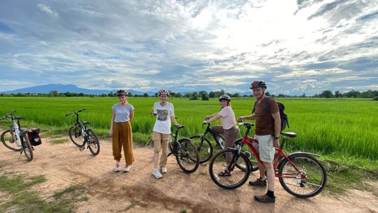Sukhothai: 2.5-Hours Guided Countryside Sunset Bike Tour