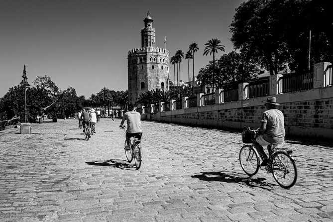 Sunrise Bike Tour Sevilla (9:00am)
