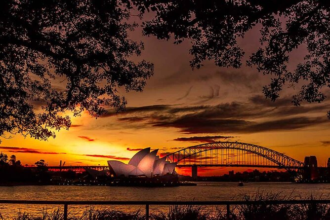 Sunset Sydney and Night Photography Tour With Pro Photographer
