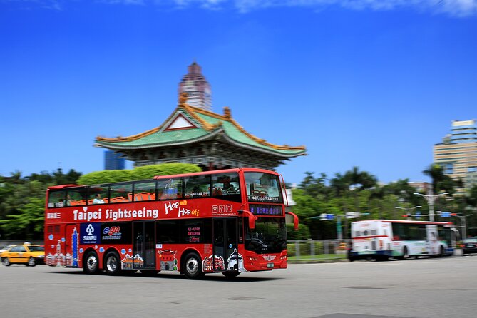 Taipei Sightseeing: Hop On, Hop Off Open Top Bus(24HR PASS)