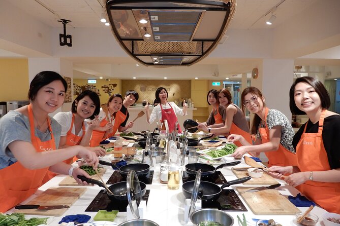 Taiwanese Gourmet Cooking Class in Taipei