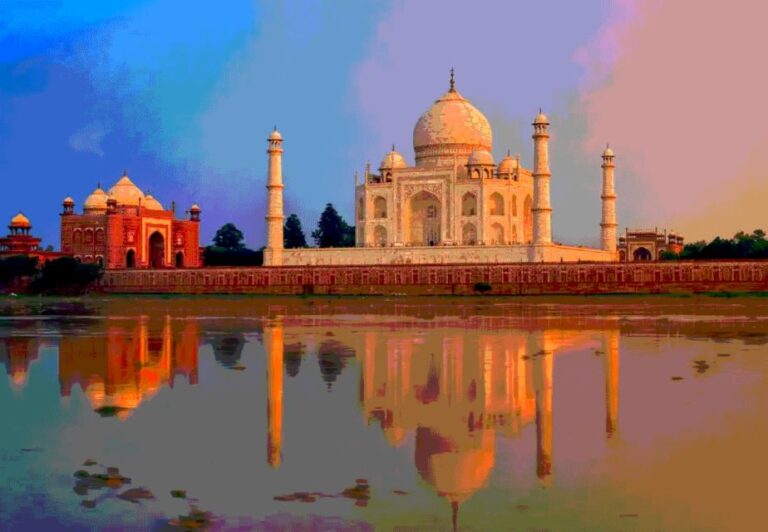 Taj Mahal Day Tour by Car From Delhi With Spanish Tour Guide