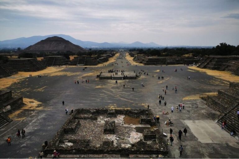 Teotihuacan Tour: Stunning Pyramids Around Mexico City