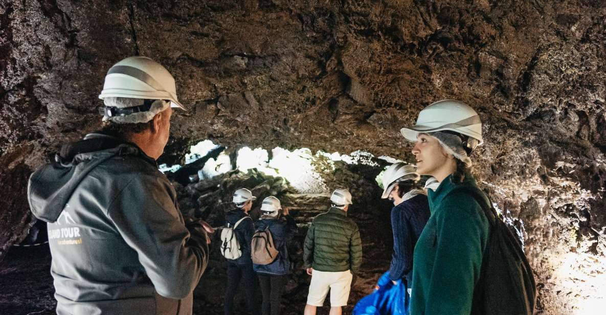 1 terceira algar do carvao lava caves tour Terceira: Algar Do Carvão Lava Caves Tour