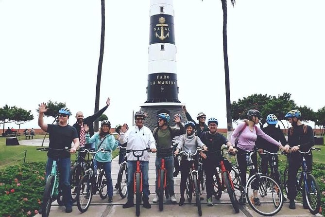 The Bohemian Charm of Barranco Bike Tour 5*