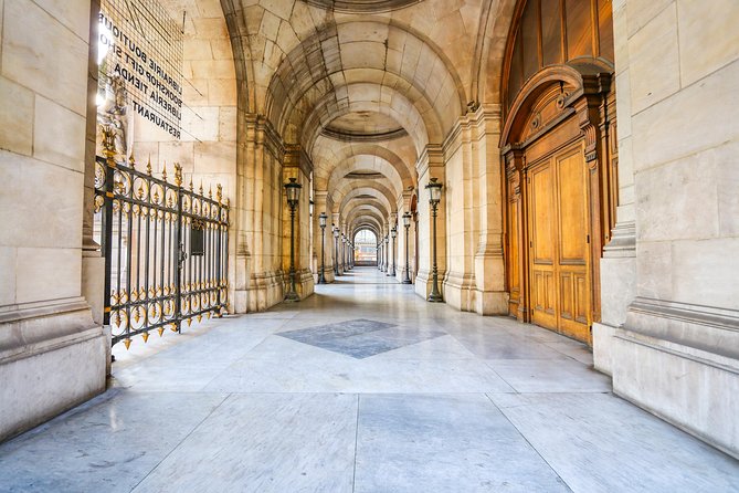 The Da Vinci Code in Paris: Follow the Trail With a Local
