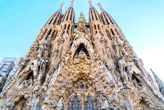 The Gaudi Complete Tour: Sagrada Familia & Park Guell