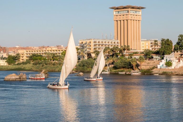 The Nile: Felucca Ride With Meal and Transfers