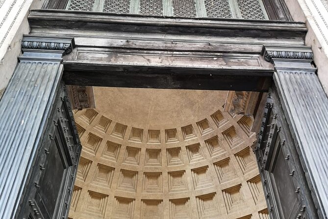 The Pantheon: the Glory of Rome – Tour With the Archaeologist Olga
