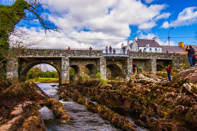 The Ring of Kerry Day Trip Including Killarney Lakes and National Park