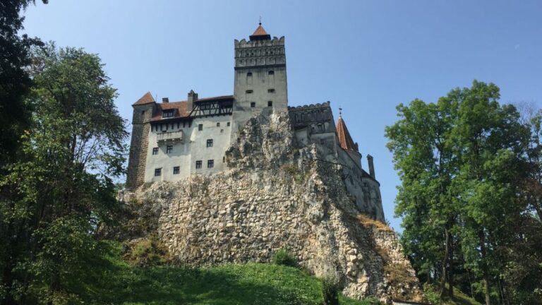 Three Castles in Transylvania Day Trip From Bucharest
