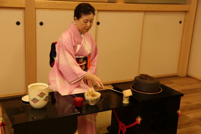 Tokyo: Practicing Zen With a Japanese Tea Ceremony