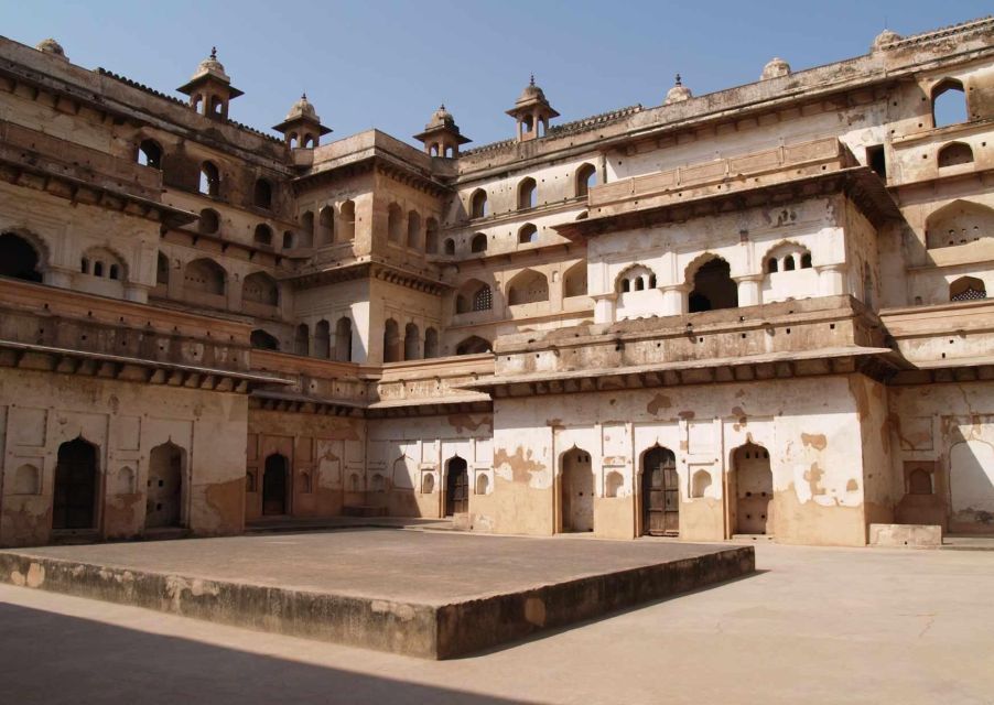 1 touristic highlights of orchha jhansiguided fullday tour Touristic Highlights of Orchha & Jhansi(Guided Fullday Tour)