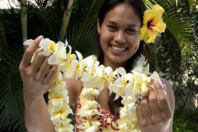 Traditional Airport Lei Greeting on Kona Hawaii