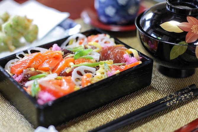 Traditional Japanese Cooking Class at Mayukos Home in Tokyo