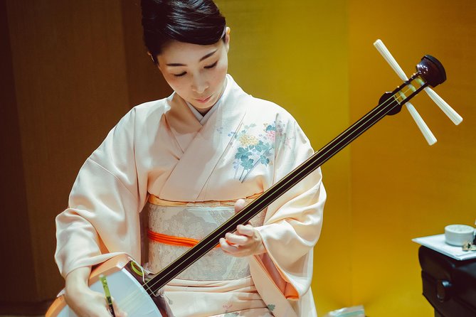 Traditional Japanese Music ZAKURO SHOW in Tokyo