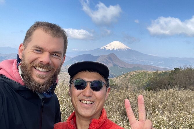 Traverse Outer Rim of Hakone Caldera and Enjoy Onsen Hiking Tour