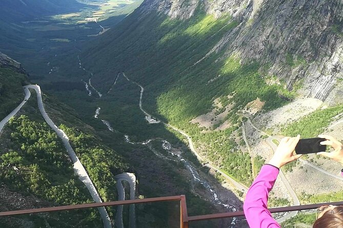 Trollstigen Highlights Adventure Tour in First Class With Lunch